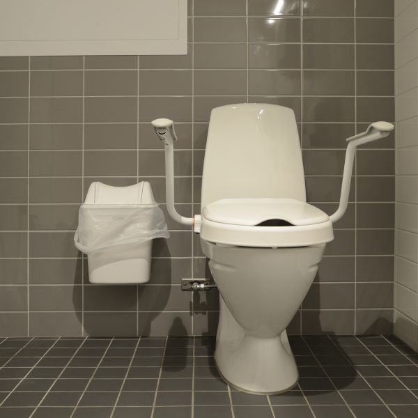 Commercial Toilet Repair